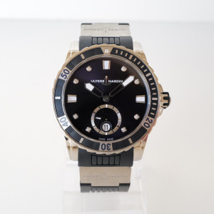 Швейцарський годинник Ulysse Nardin Lady Diver Purple Diamond Dial 40