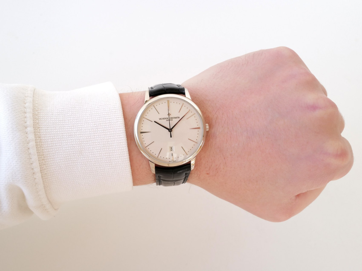 Швейцарський годинник Vacheron Constantin Patrimony Contemporary 18K White Gold 40