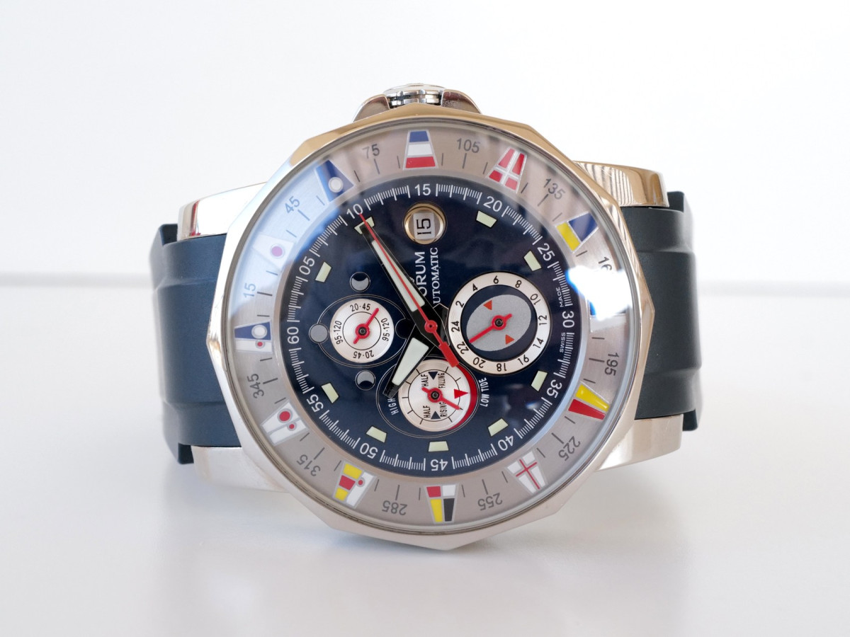 Швейцарський годинник Corum Admiral Cup Tides 44 Blue Dial