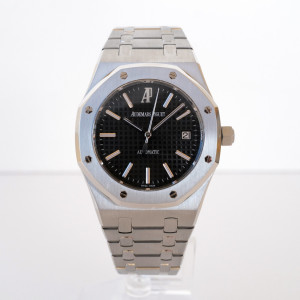 Швейцарський годинник Audemars Piguet Royal Oak Automatic Black Dial 39