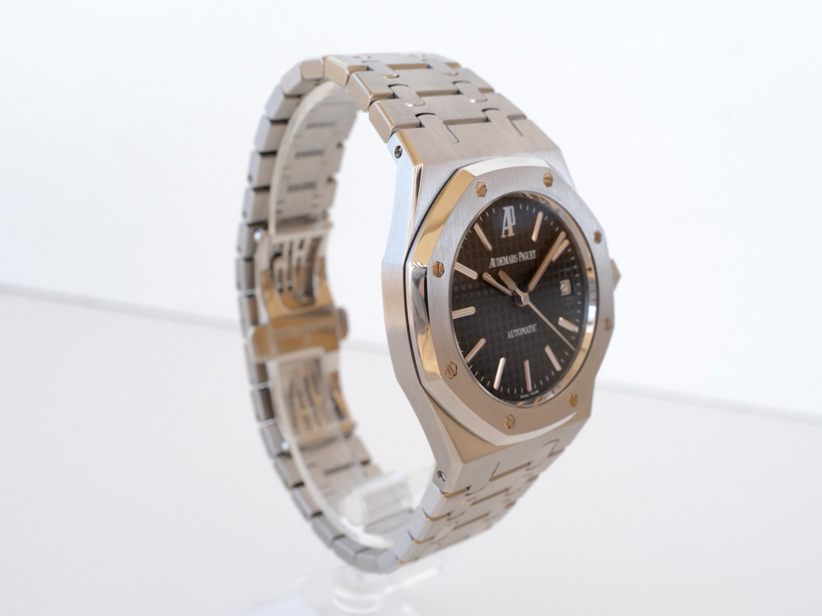 Швейцарський годинник Audemars Piguet Royal Oak Automatic Black Dial 39