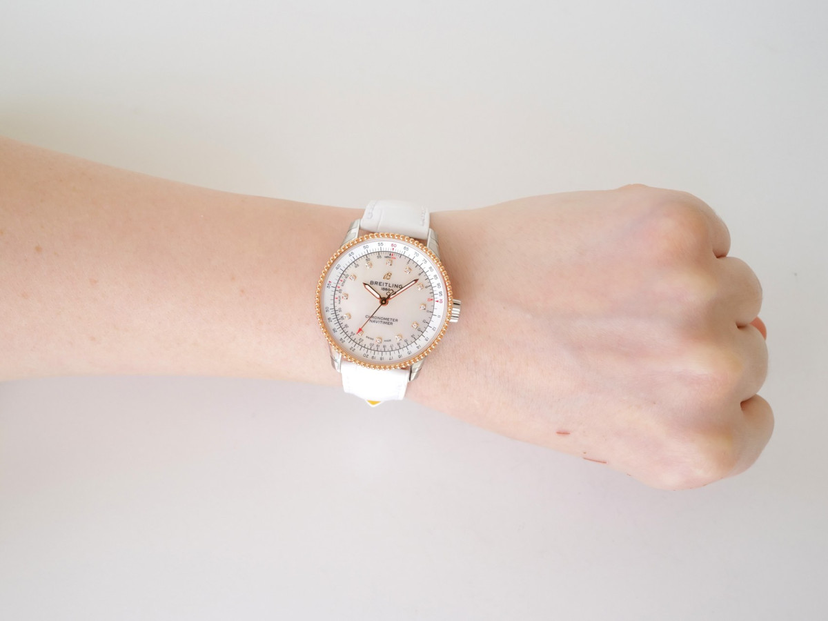 Швейцарський годинник Breitling Navitimer Automatic 35