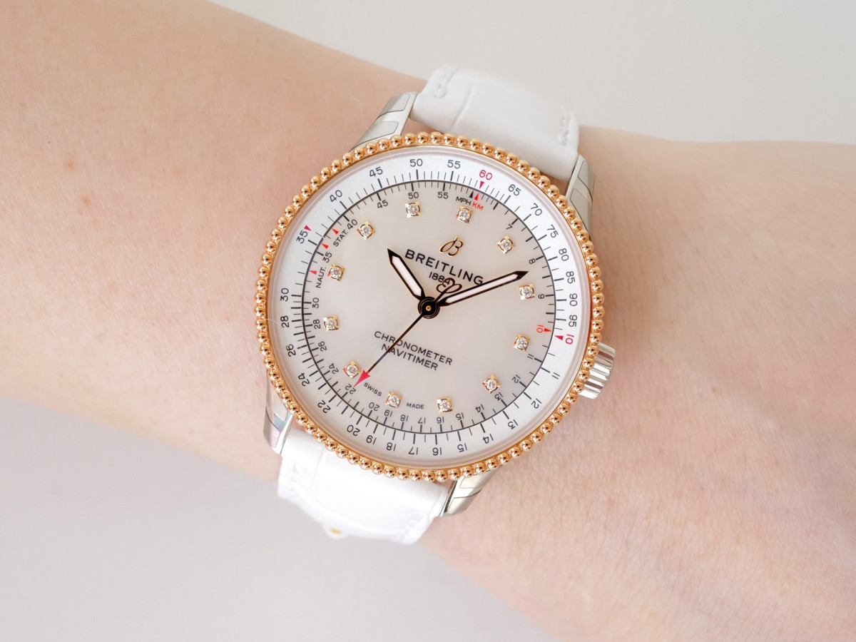 Швейцарський годинник Breitling Navitimer Automatic 35