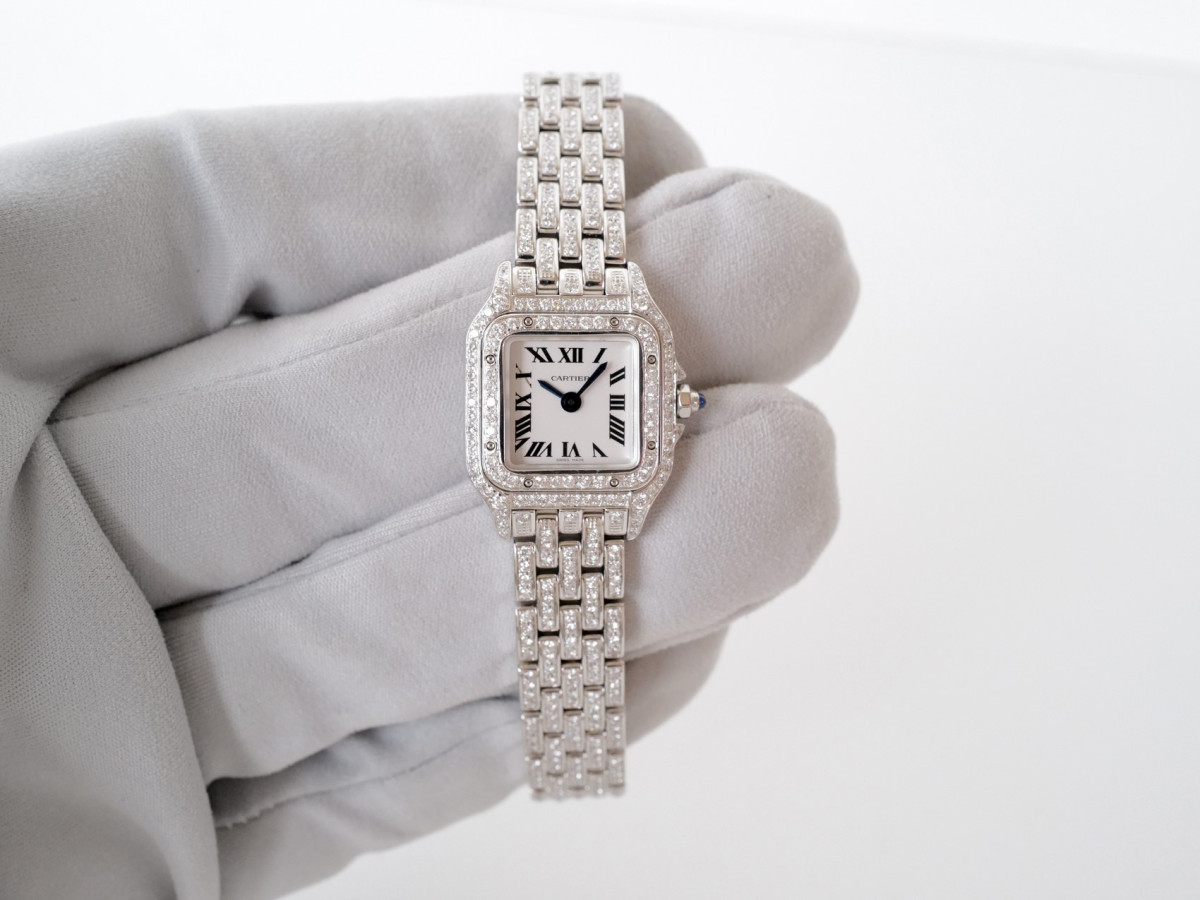 Швейцарський годинник Cartier Panthere de Cartier Mini Diamond Iced Out