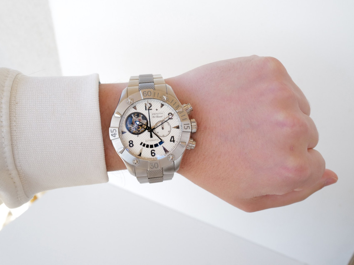 Швейцарський годинник Zenith Defy Classic Open XT 47