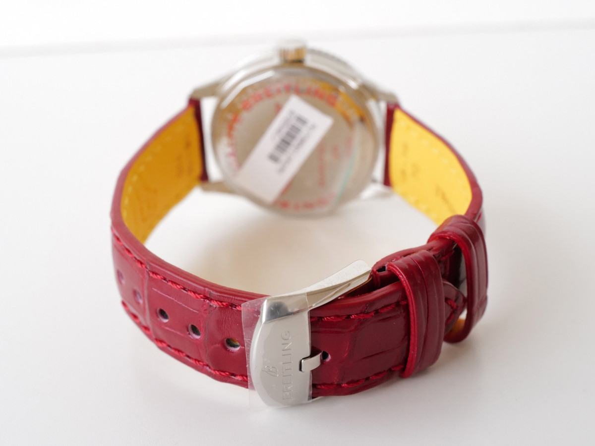 Швейцарские часы Breitling Navitimer Automatic 35