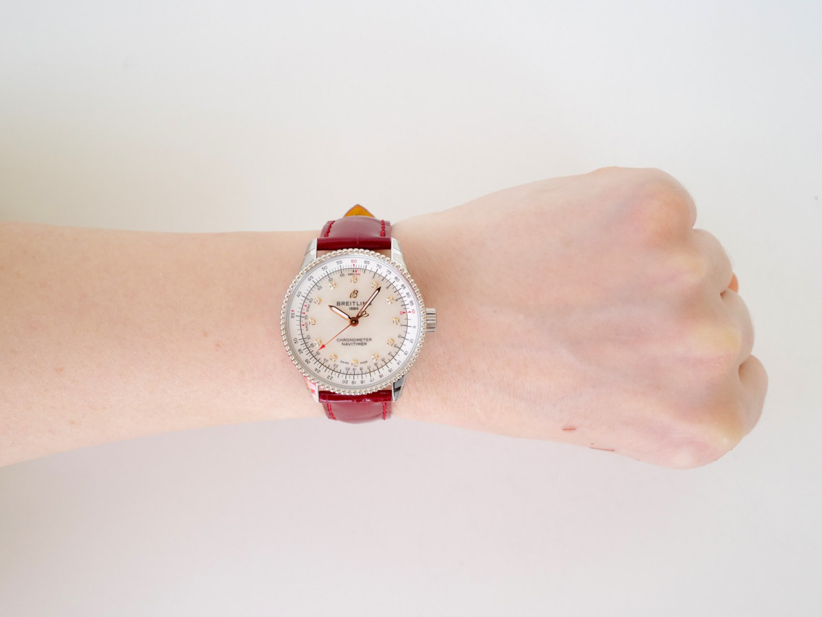 Швейцарские часы Breitling Navitimer Automatic 35