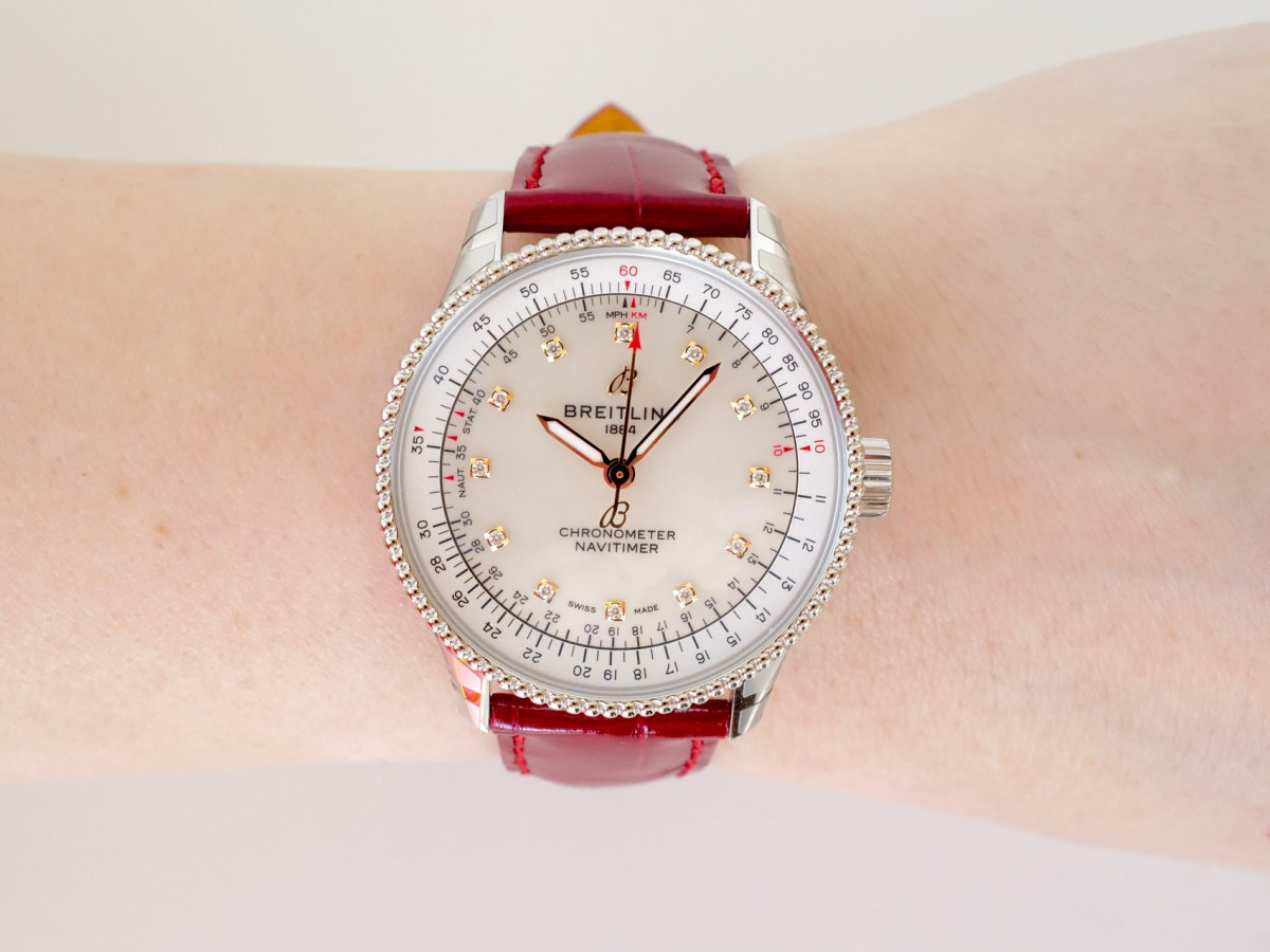 Швейцарские часы Breitling Navitimer Automatic 35