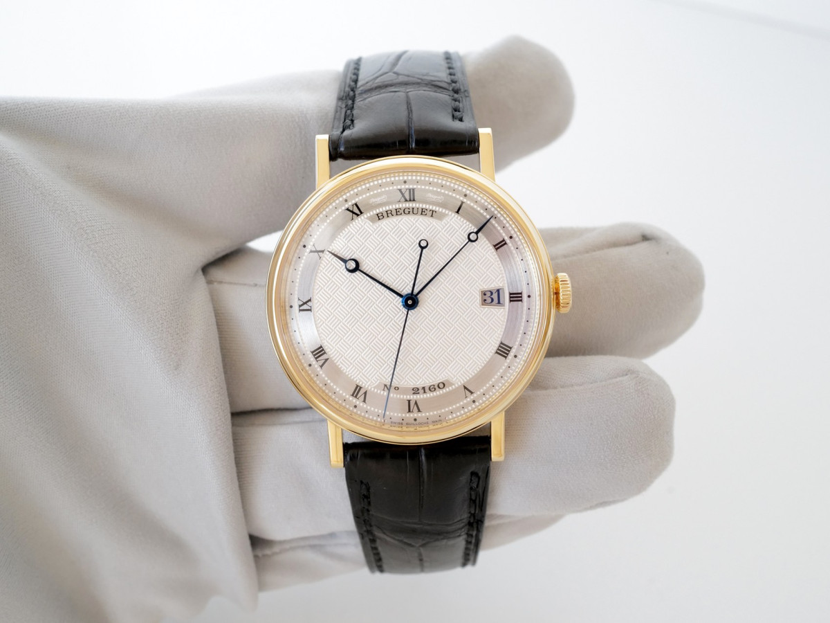 Швейцарские часы Breguet Classique 18K Yellow Gold 38