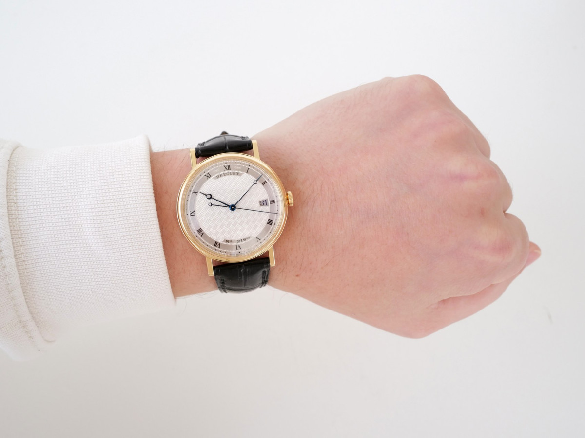 Швейцарские часы Breguet Classique 18K Yellow Gold 38