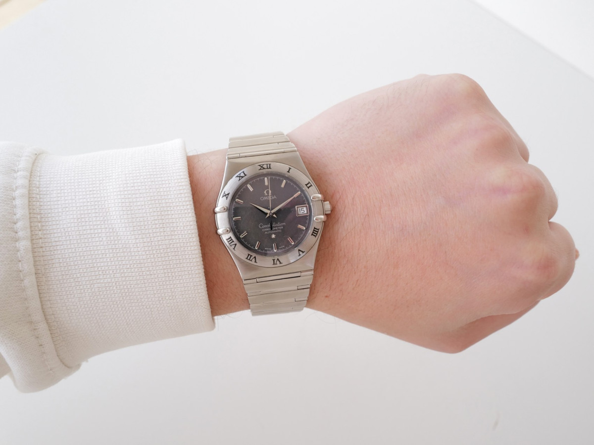 Швейцарские часы Omega Constellation Grey Dial Automatic 36