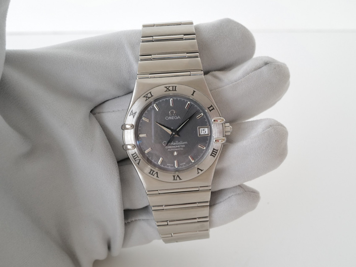 Швейцарские часы Omega Constellation Grey Dial Automatic 36