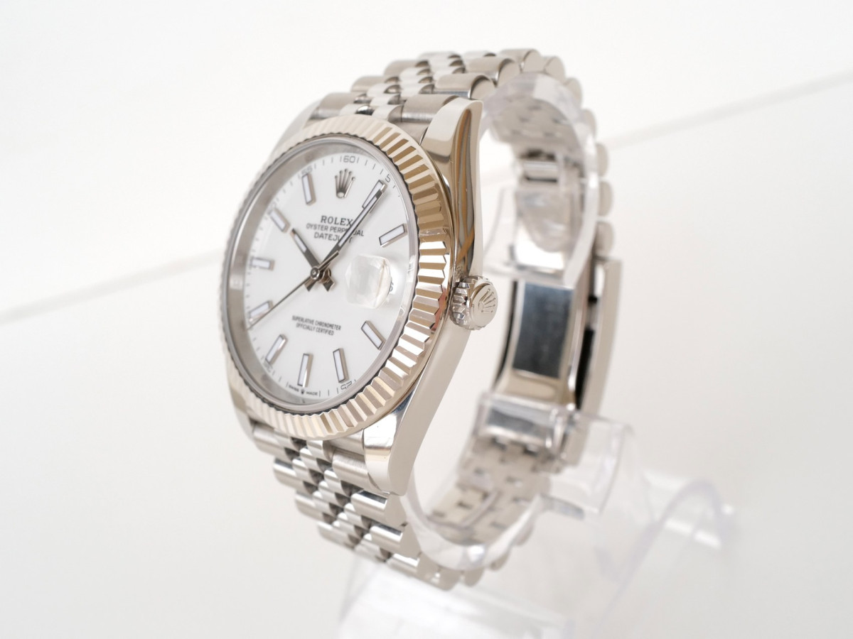 Швейцарские часы Rolex Datejust 41 White Dial Jubilee (2024)