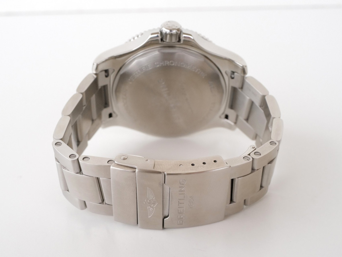 Швейцарские часы Breitling Superocean 44 Automatic Blue Dial