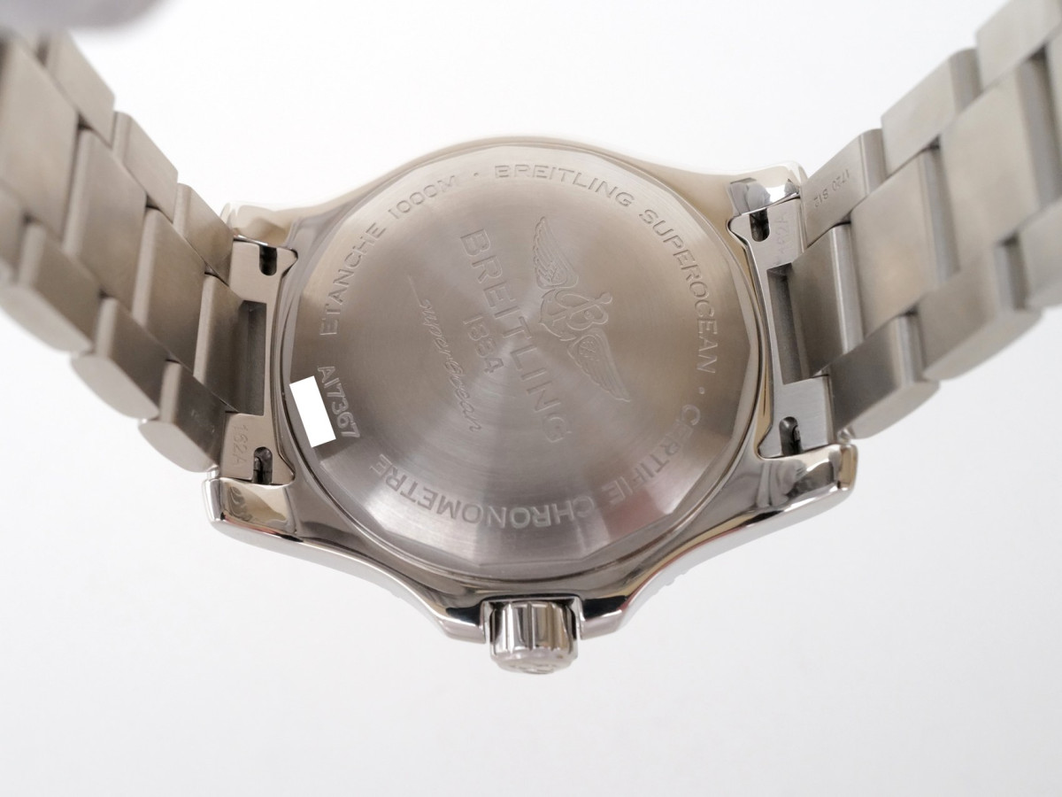 Швейцарские часы Breitling Superocean 44 Automatic Blue Dial