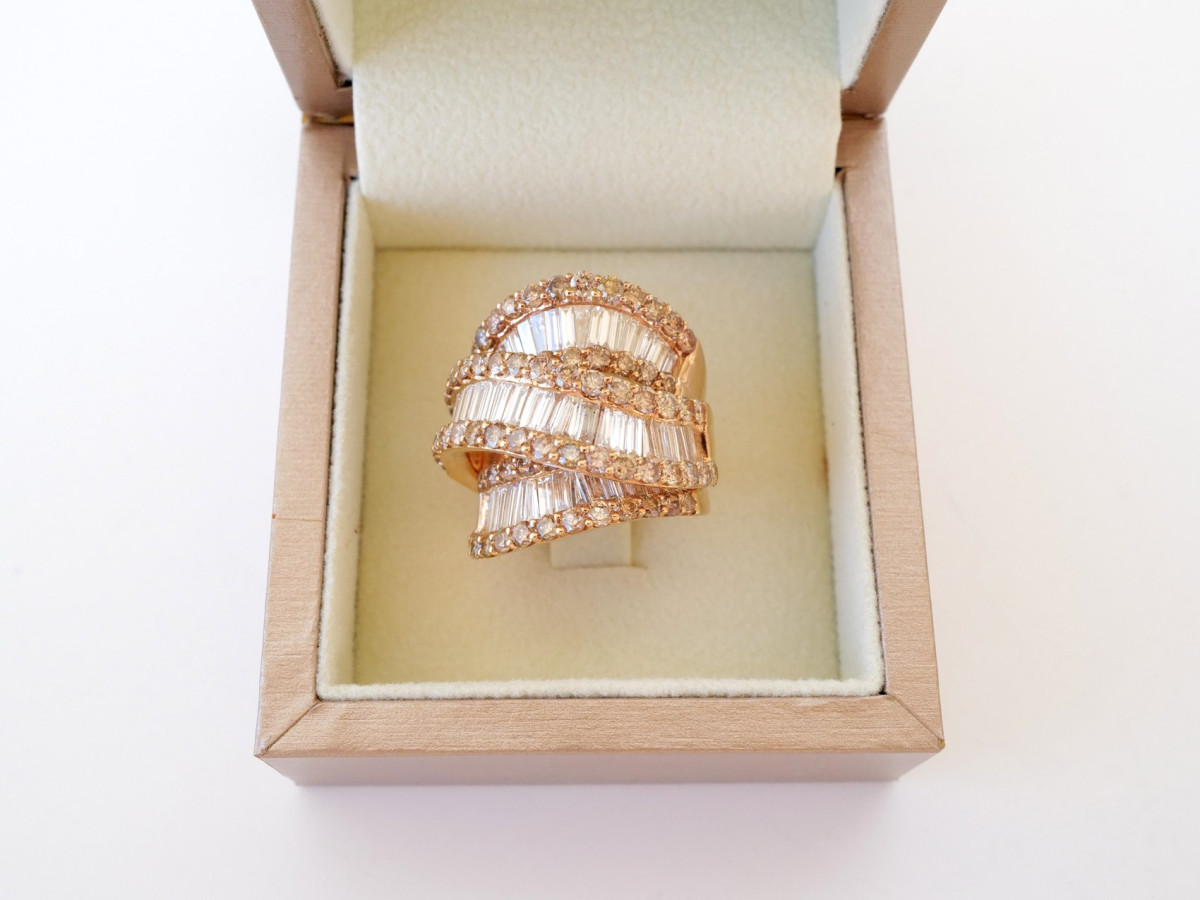 Швейцарские часы Женское кольцо Crivelli c бриллиантами 8ct 27g