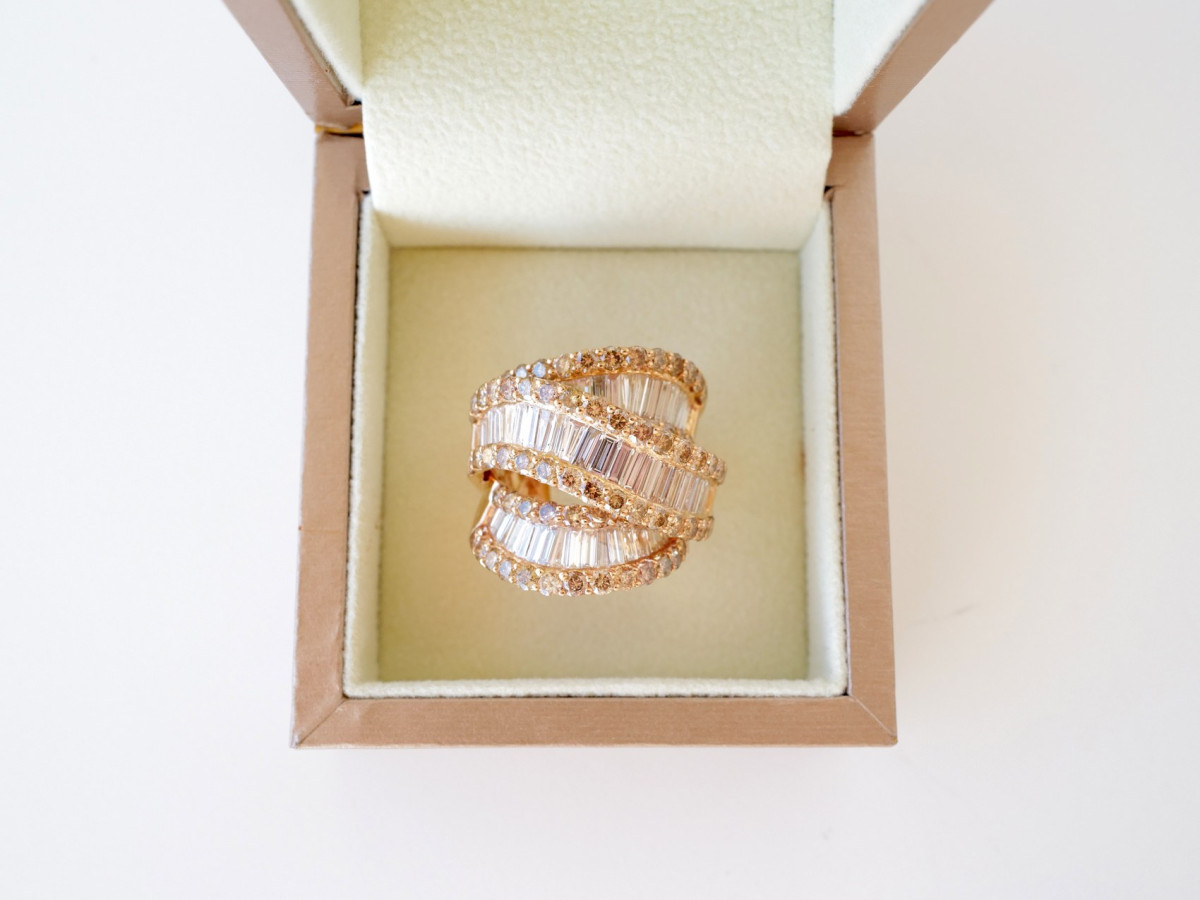 Швейцарские часы Женское кольцо Crivelli c бриллиантами 8ct 27g