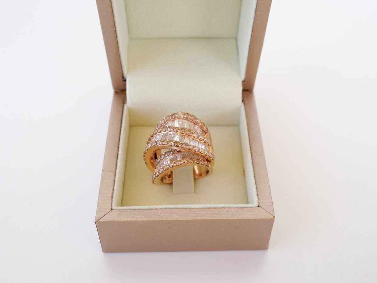 Швейцарские часы Женское кольцо Crivelli c бриллиантами 8ct 27g