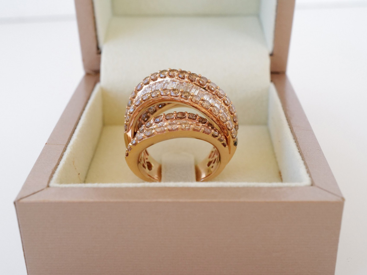 Швейцарские часы Женское кольцо Crivelli c бриллиантами 8ct 27g