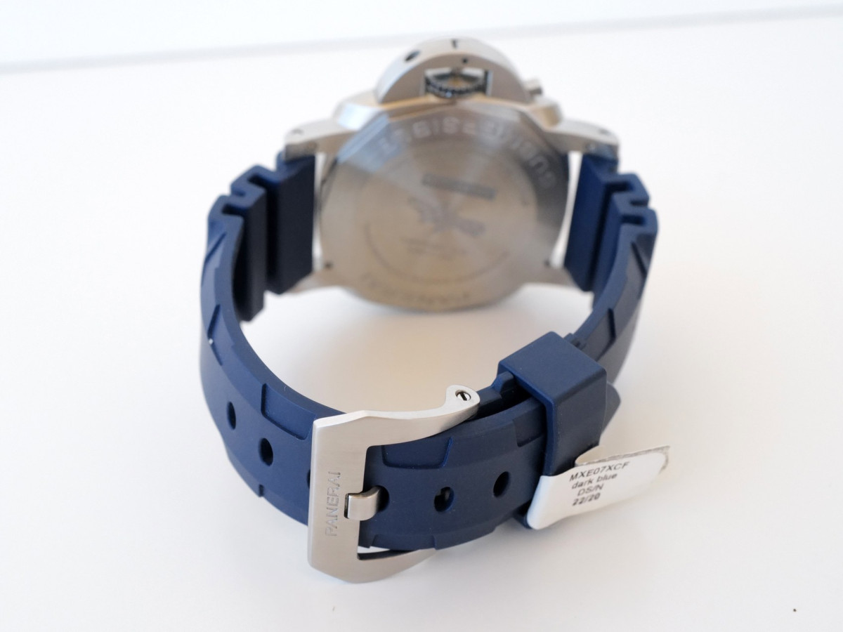 Швейцарские часы Panerai Submersible 42