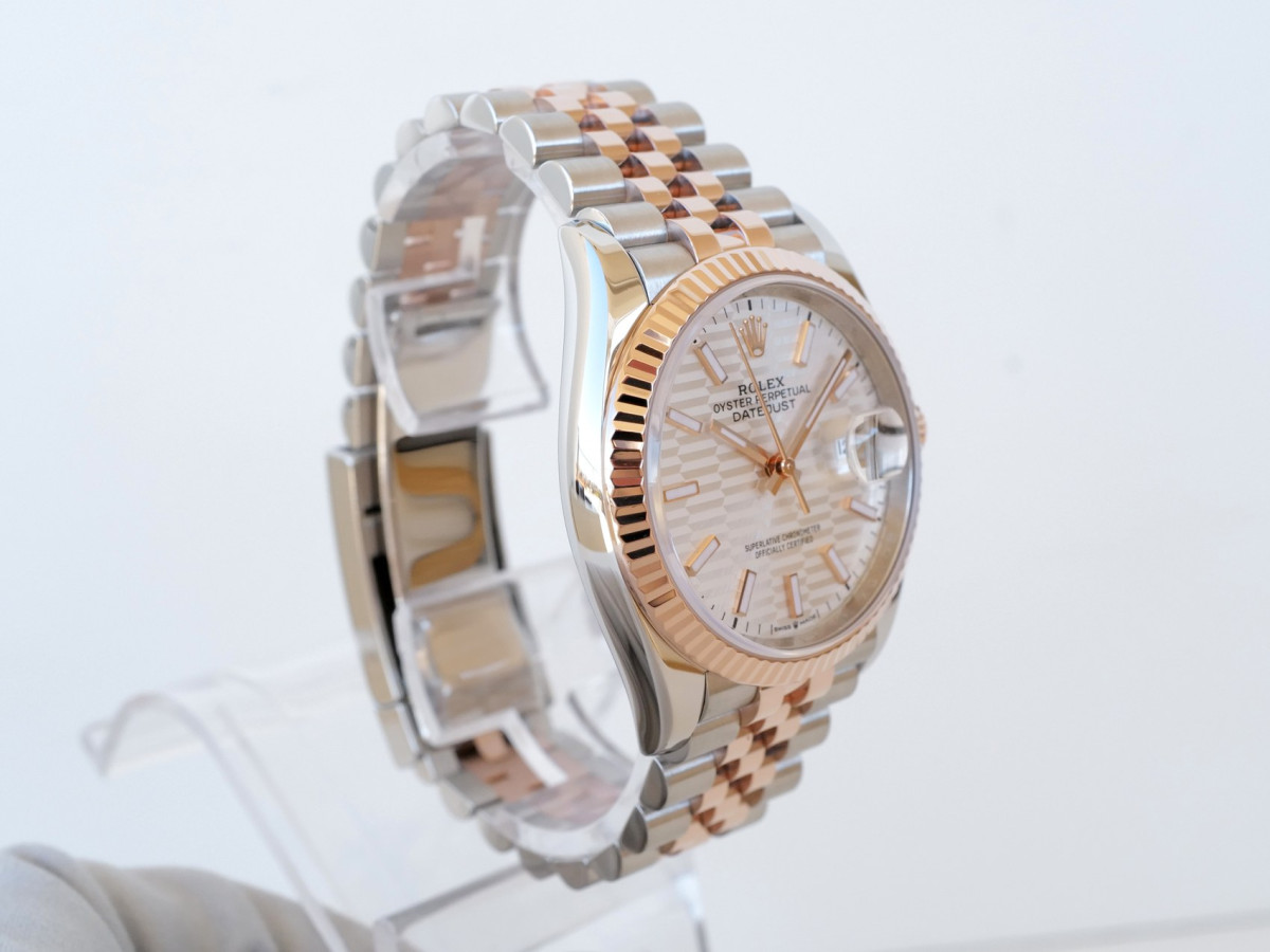 Швейцарские часы Rolex Datejust 36 Jubilee Steel 18K Rose Gold Silver Motif Dial (2023)
