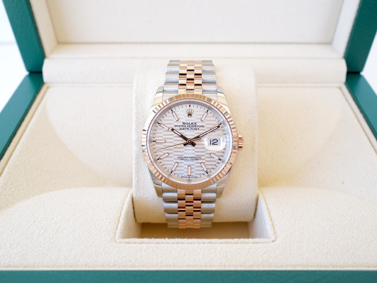 Швейцарские часы Rolex Datejust 36 Jubilee Steel 18K Rose Gold Silver Motif Dial (2023)
