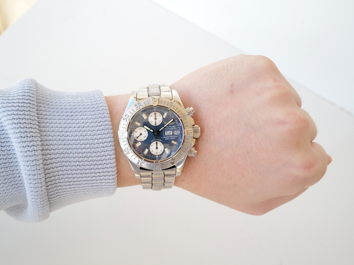 Швейцарський годинник Breitling Superocean Chronograph 42