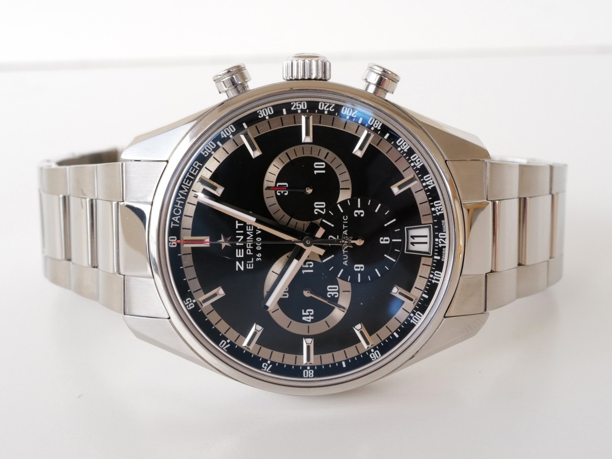 Swiss watch Zenith Chronomaster El Primero Black Dial 42