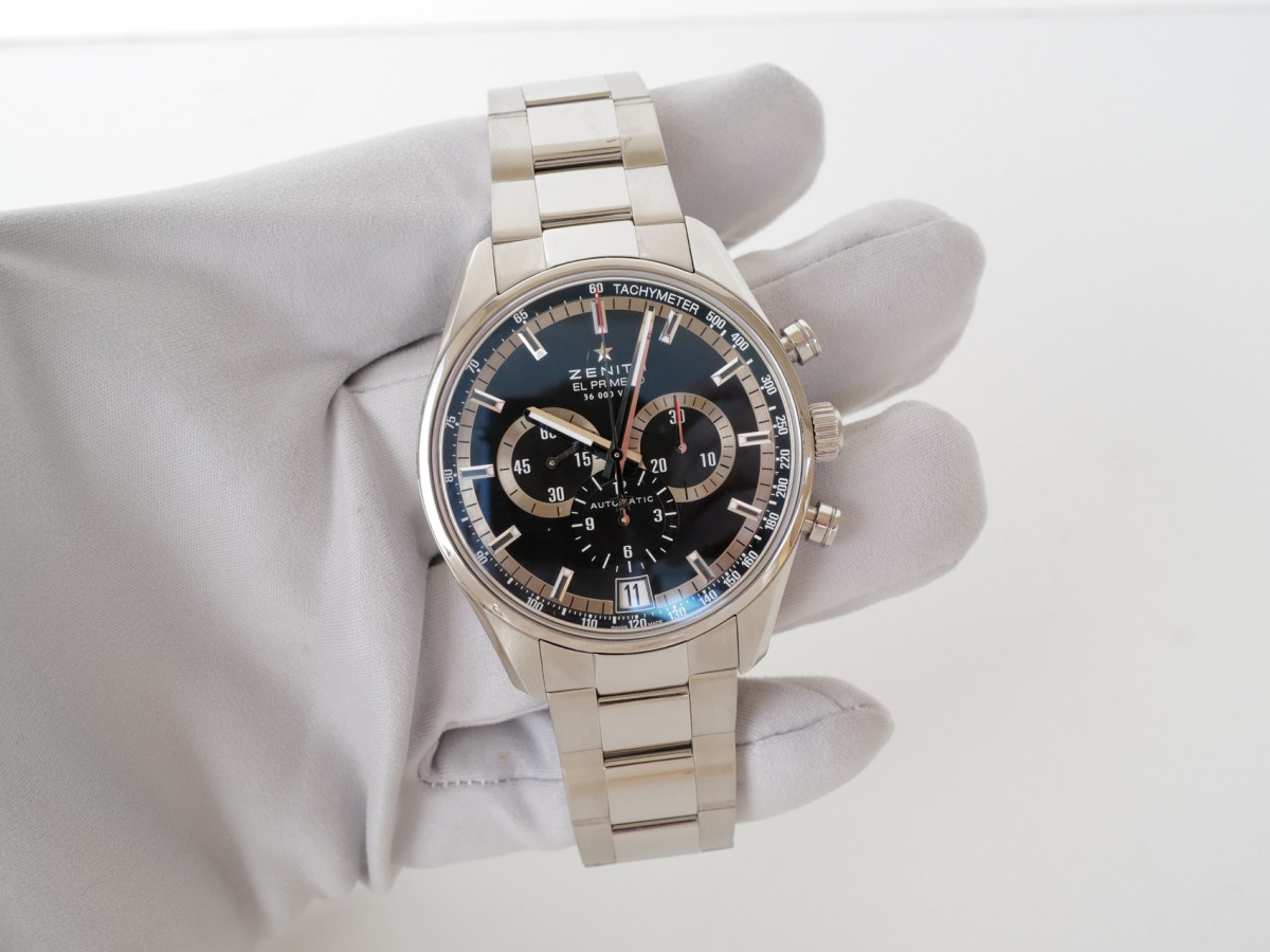 Swiss watch Zenith Chronomaster El Primero Black Dial 42