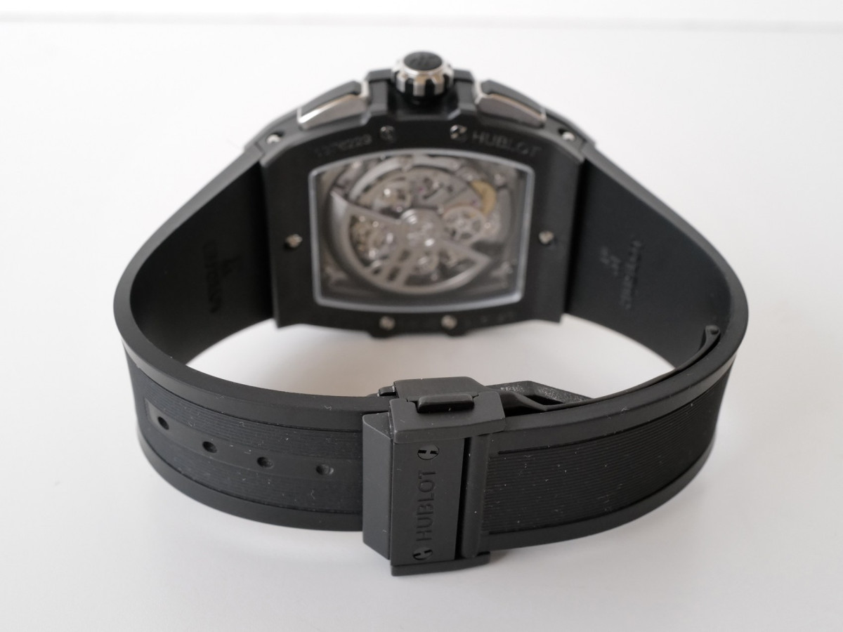 Swiss watch Hublot Spirit Of Big Bang Black Magic Chronograph 42 (2021)