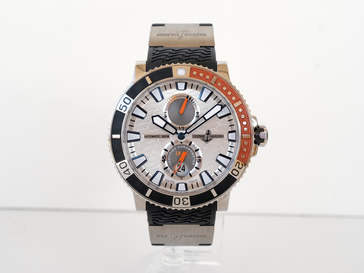 Swiss watch Ulysse Nardin Maxi Marine Diver Titanium 45