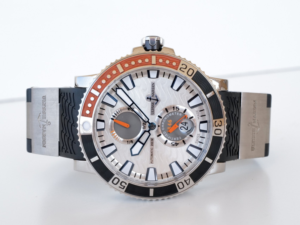 Swiss watch Ulysse Nardin Maxi Marine Diver Titanium 45