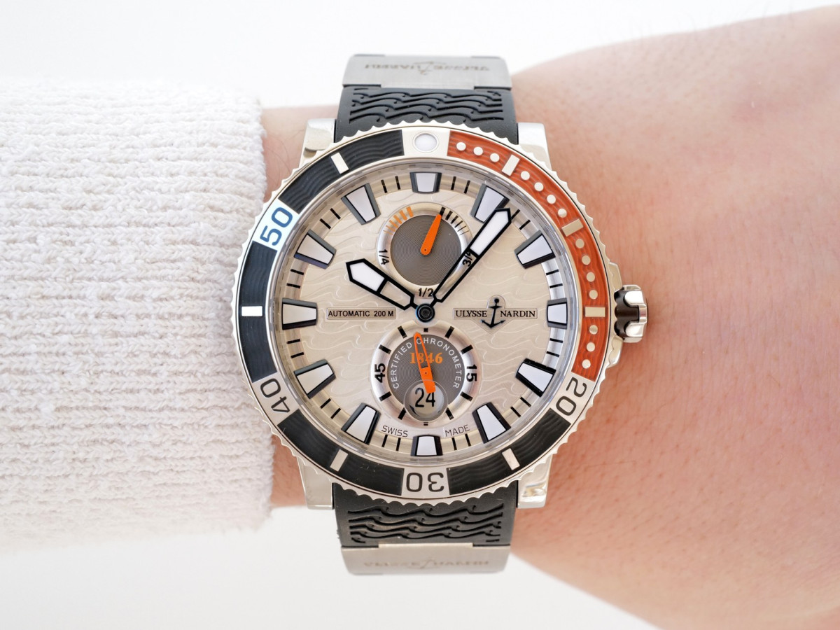 Swiss watch Ulysse Nardin Maxi Marine Diver Titanium 45