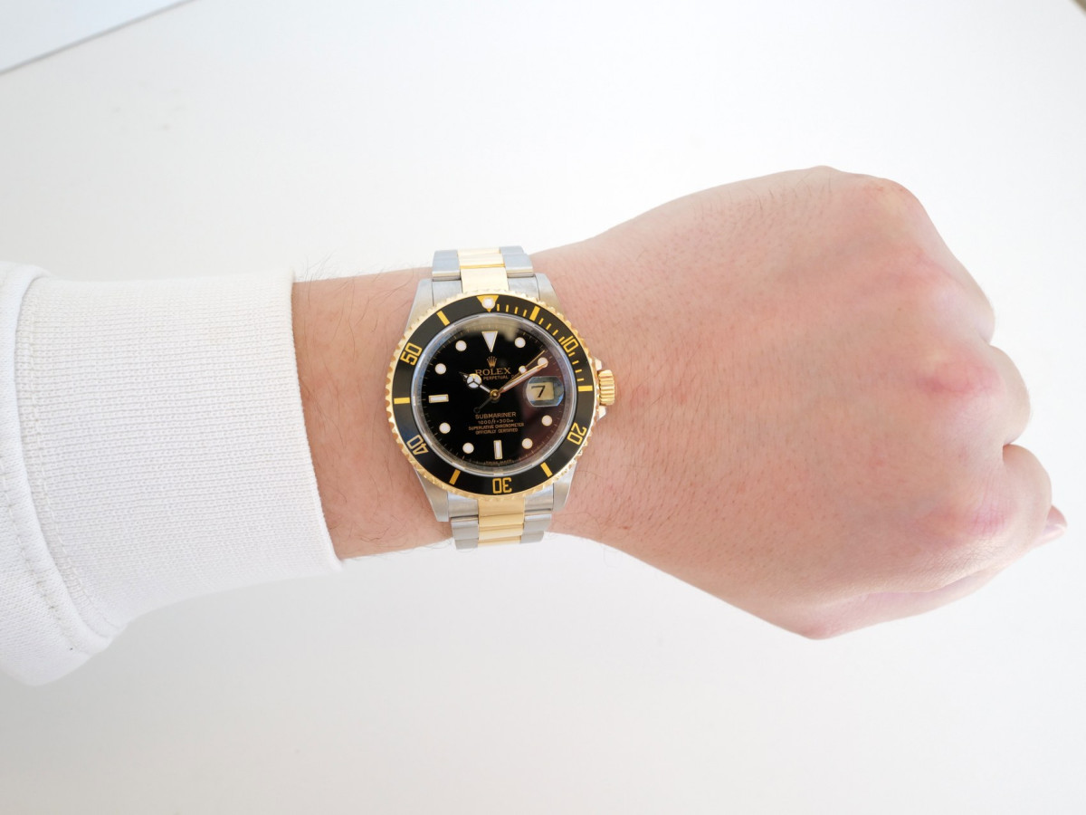 Swiss watch Rolex Submariner Date Black Dial Steel 18K Yellow Gold 40