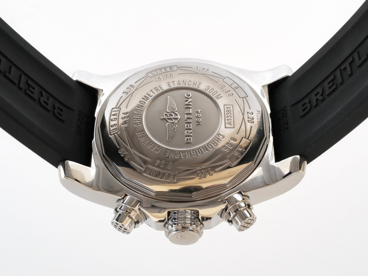 Swiss watch Breitling Avenger II Chronograph Black Dial Automatic 43