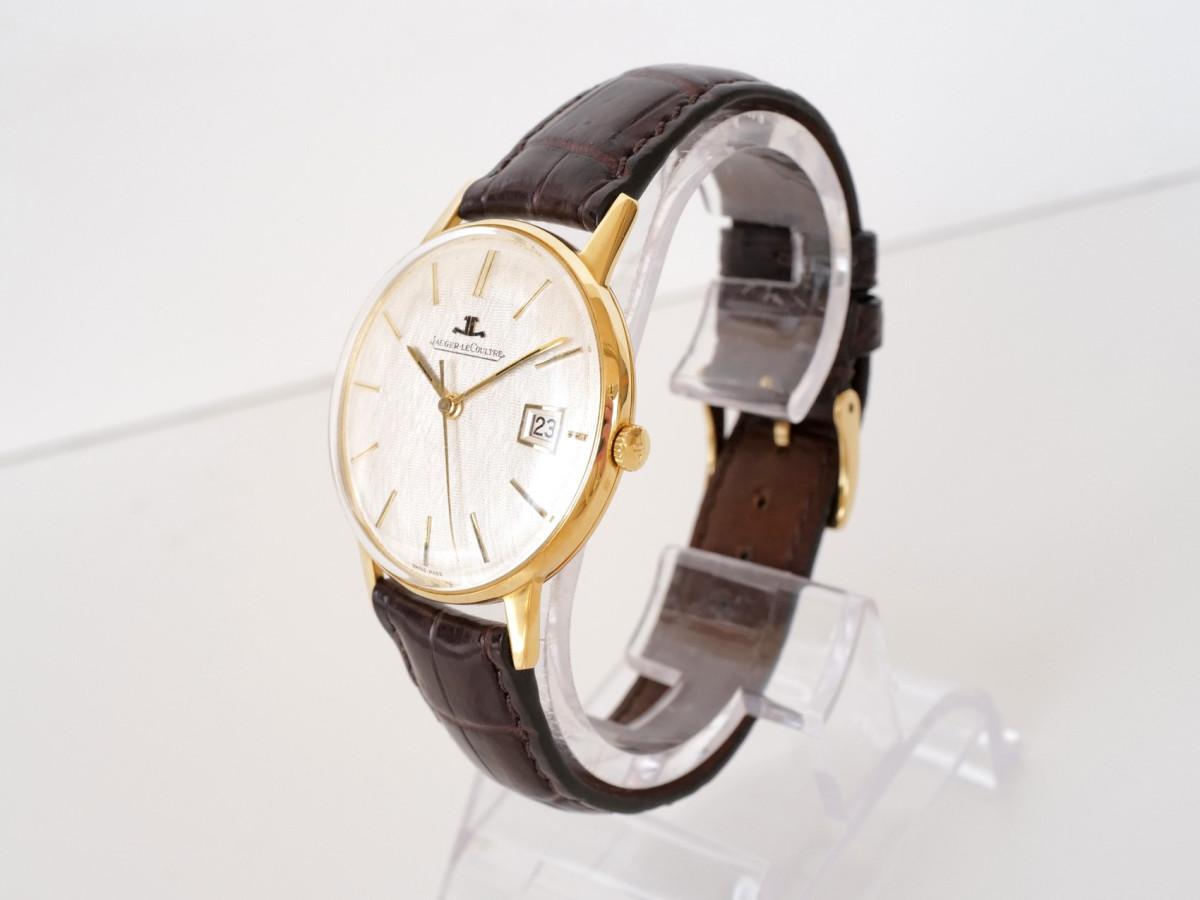 Swiss watch Jaeger LeCoultre Ultra-Thin White Linen Dial 18K Yellow Gold 34