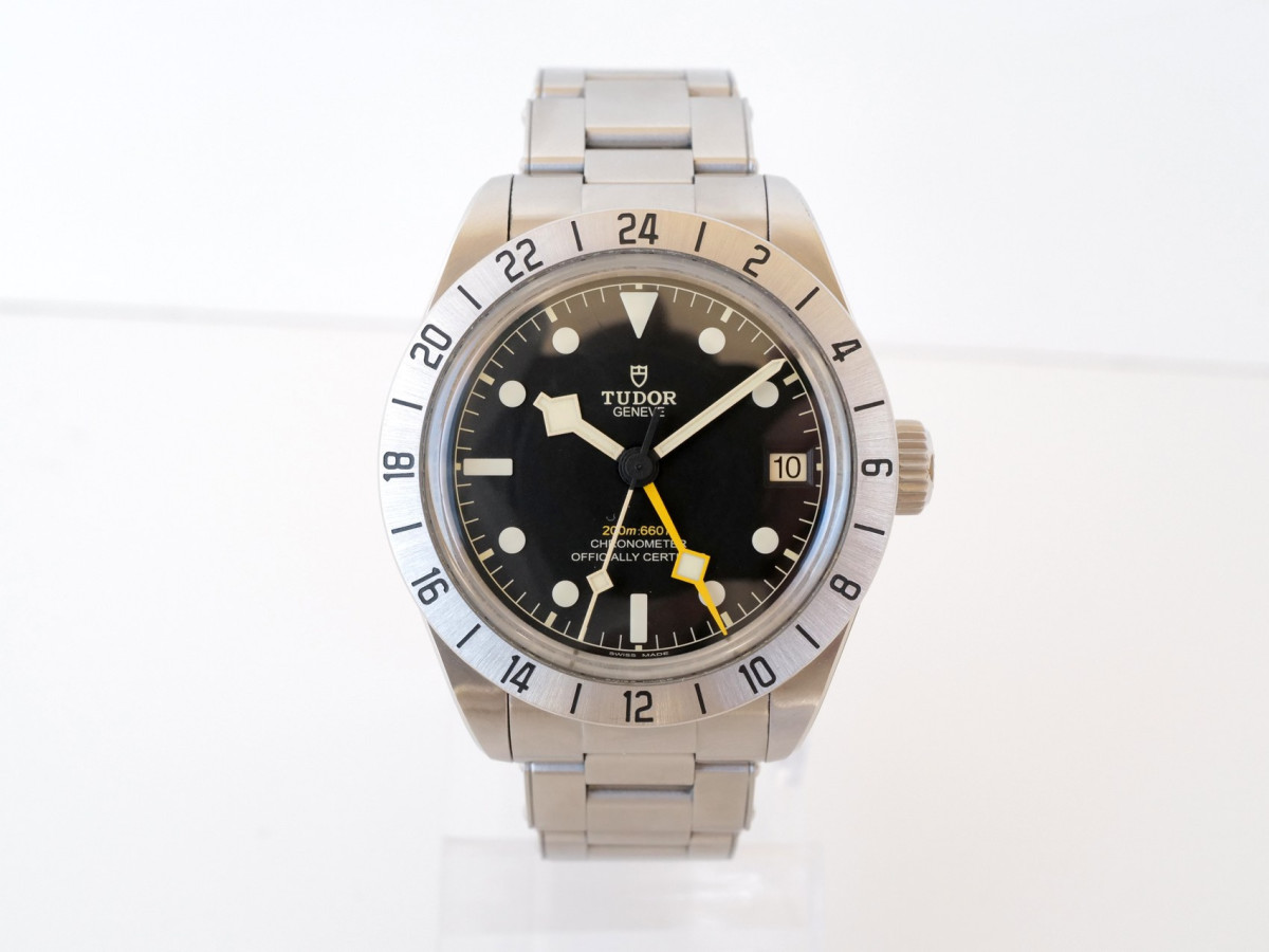 Swiss watch Tudor Black Bay Pro GMT 39