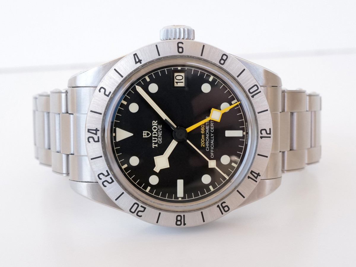 Swiss watch Tudor Black Bay Pro GMT 39