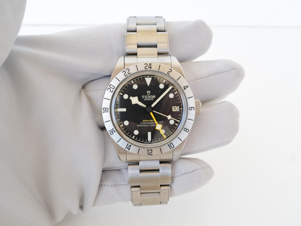 Swiss watch Tudor Black Bay Pro GMT 39