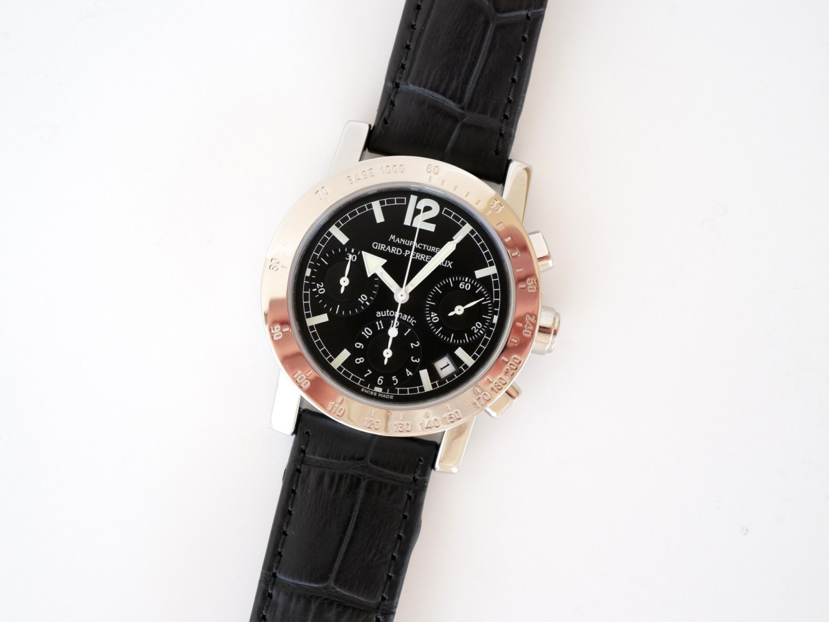 Швейцарские часы Girard-Perregaux Chronograph GP7000 38