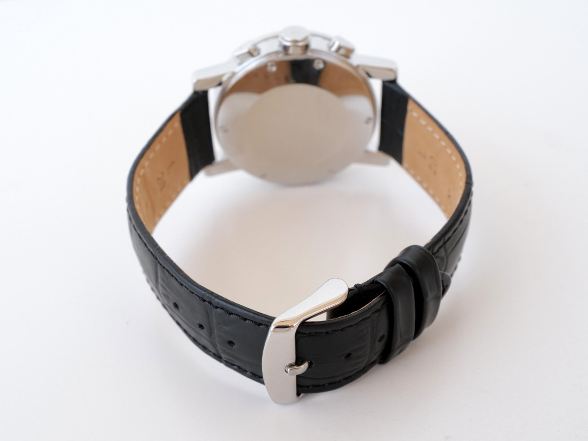 Швейцарские часы Girard-Perregaux Chronograph GP7000 38