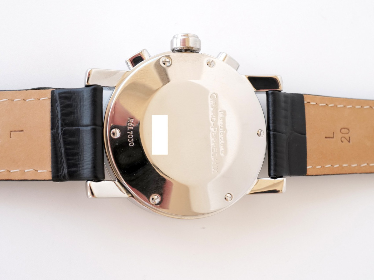 Швейцарские часы Girard-Perregaux Chronograph GP7000 38