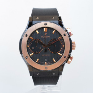 Швейцарские часы Hublot Classic Fusion Chronograph 45 Ceramic 18K Rose Gold