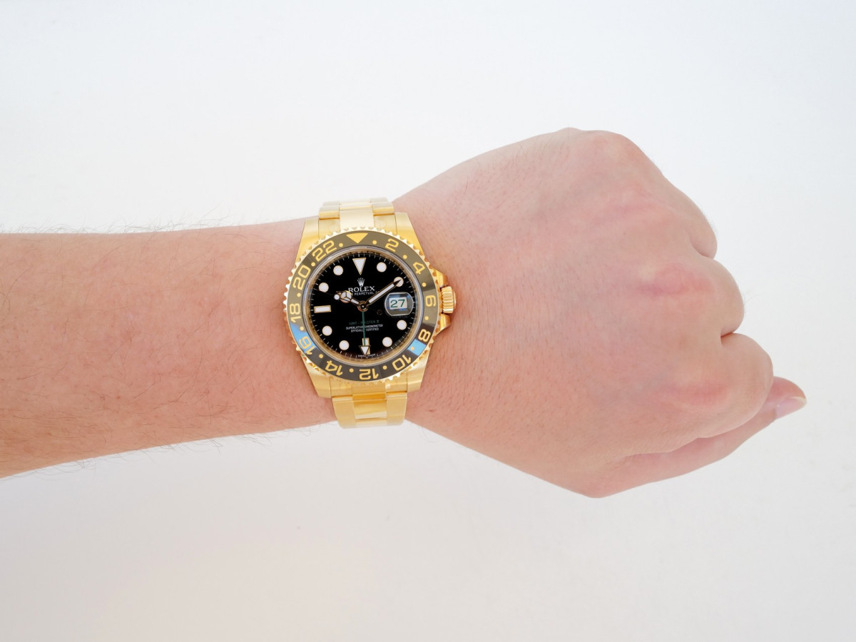 Швейцарские часы Rolex GMT-Master II 18K Yellow Gold Black Dial 40 В ПЛIВКАХ