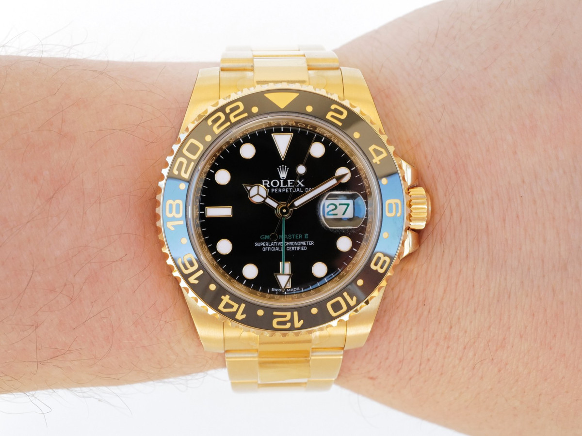 Швейцарские часы Rolex GMT-Master II 18K Yellow Gold Black Dial 40 В ПЛIВКАХ