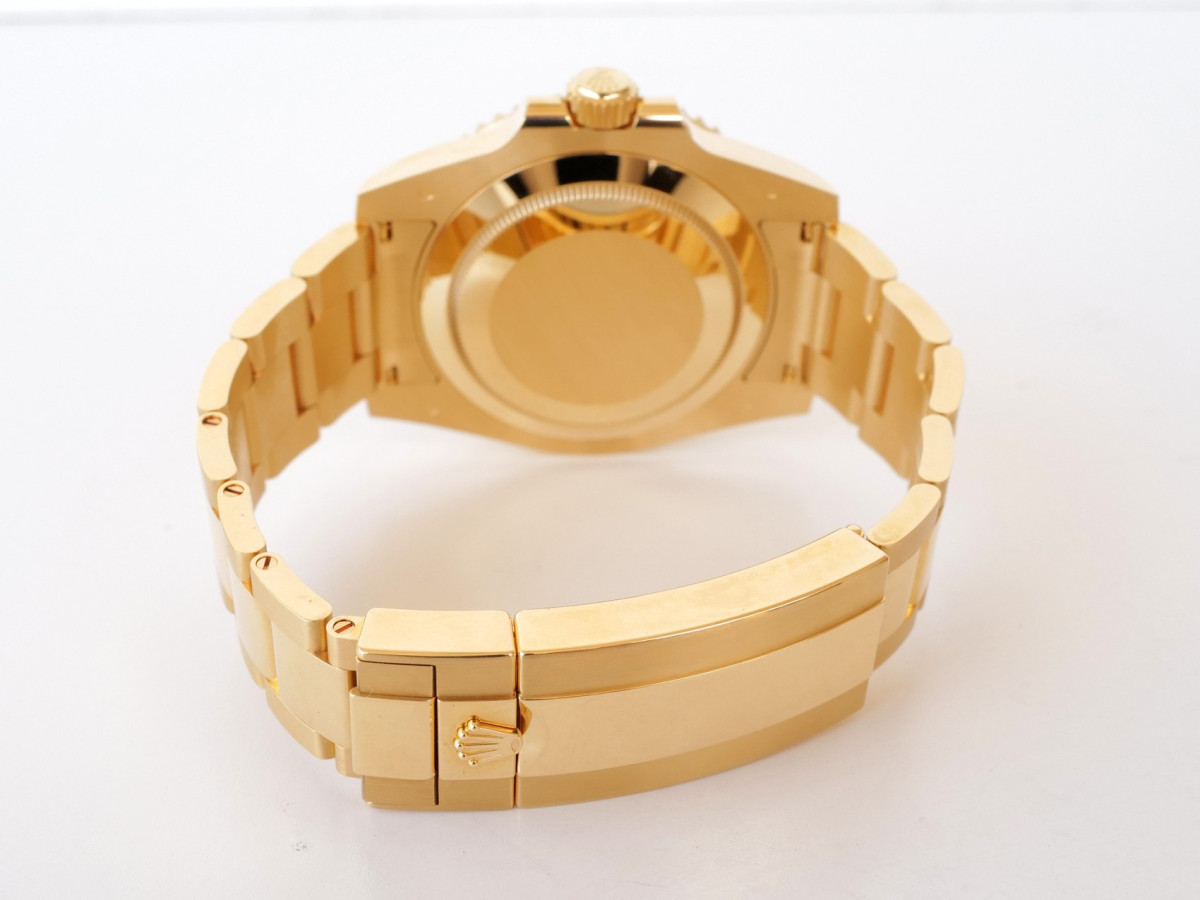 Швейцарские часы Rolex Submariner 18K Yellow Gold Date Ceramic Blue 40