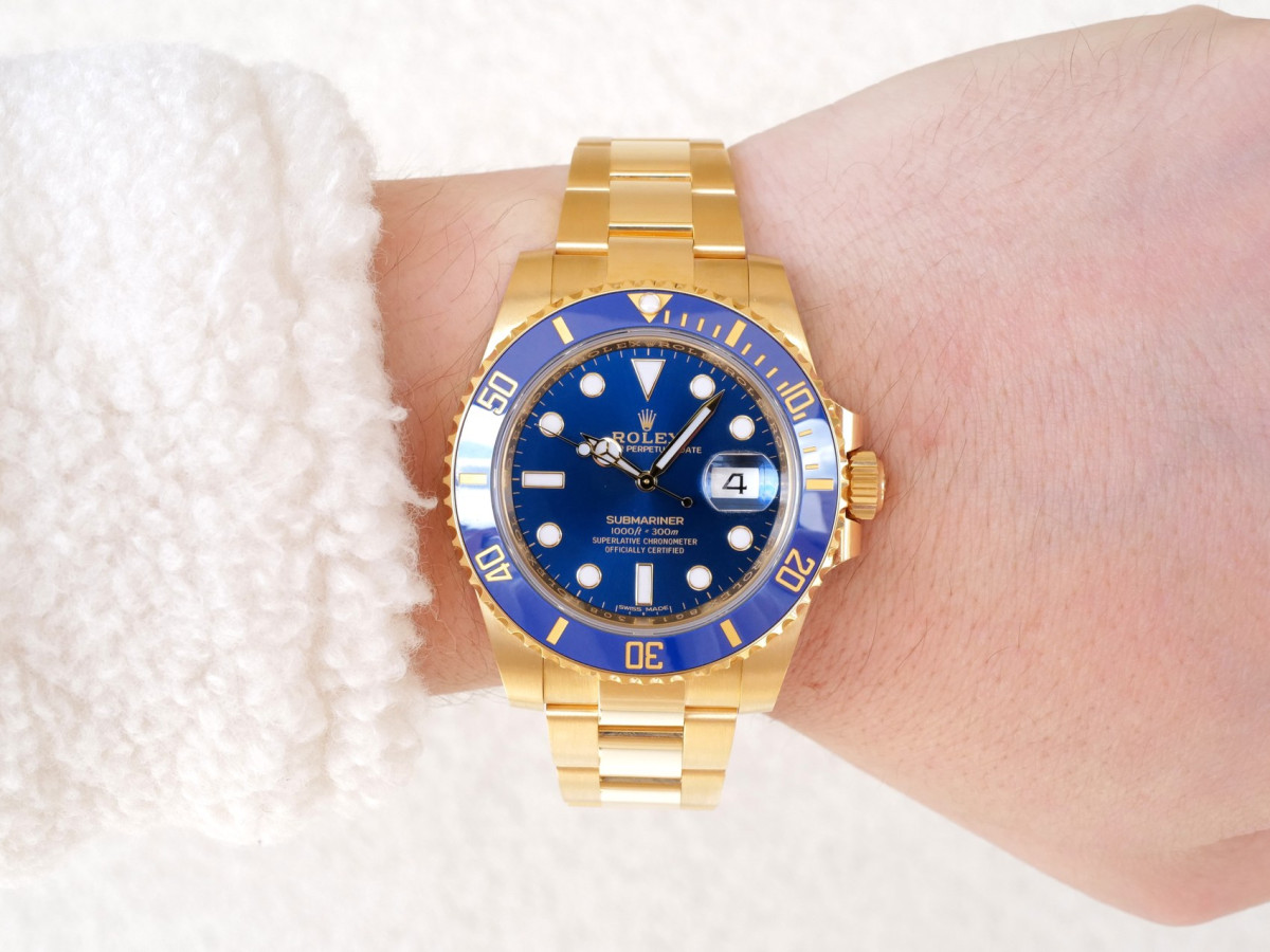 Швейцарские часы Rolex Submariner 18K Yellow Gold Date Ceramic Blue 40