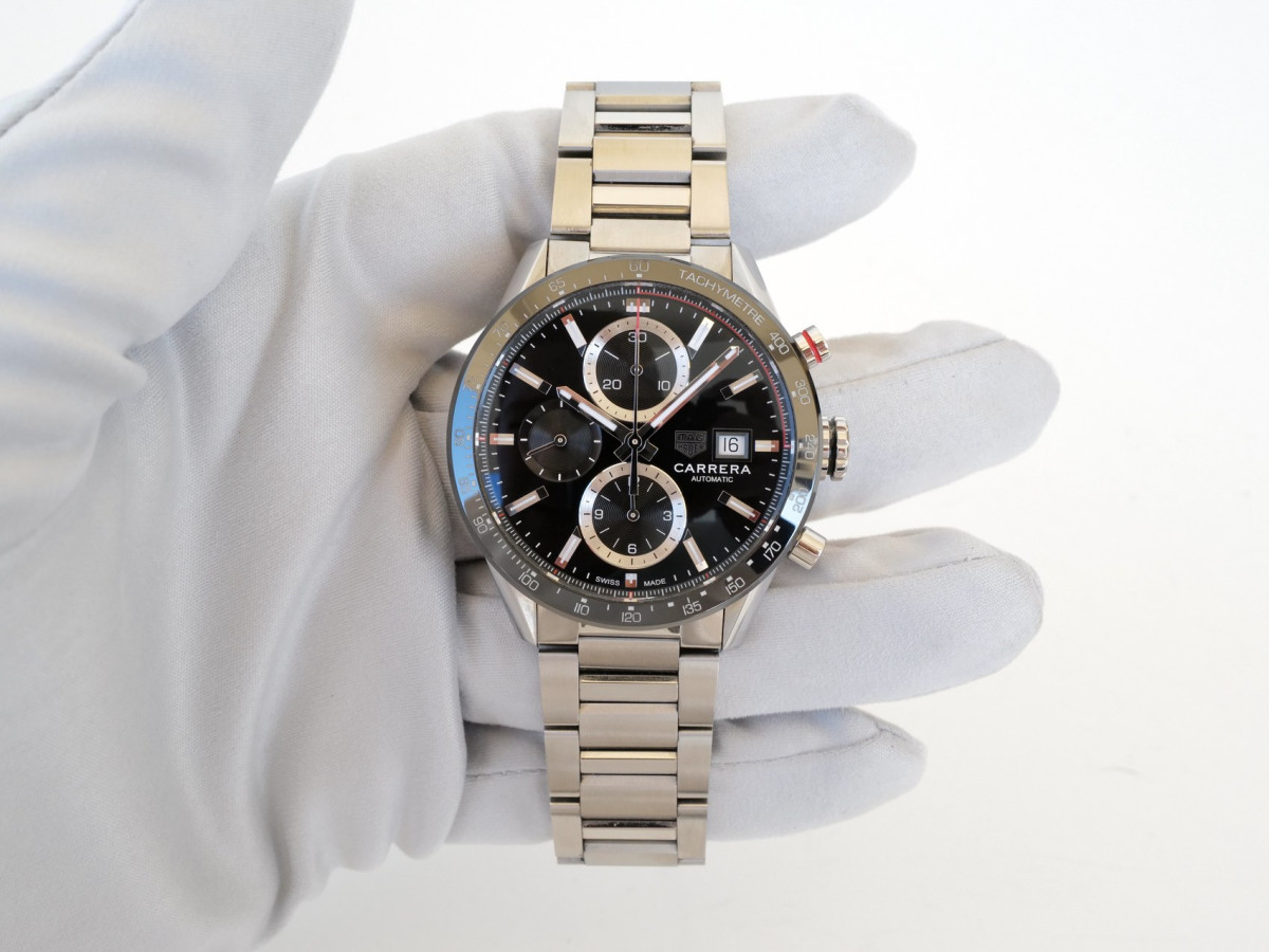 Швейцарские часы Tag Heuer Carrera Calibre 16 Chronograph Black Dial 41
