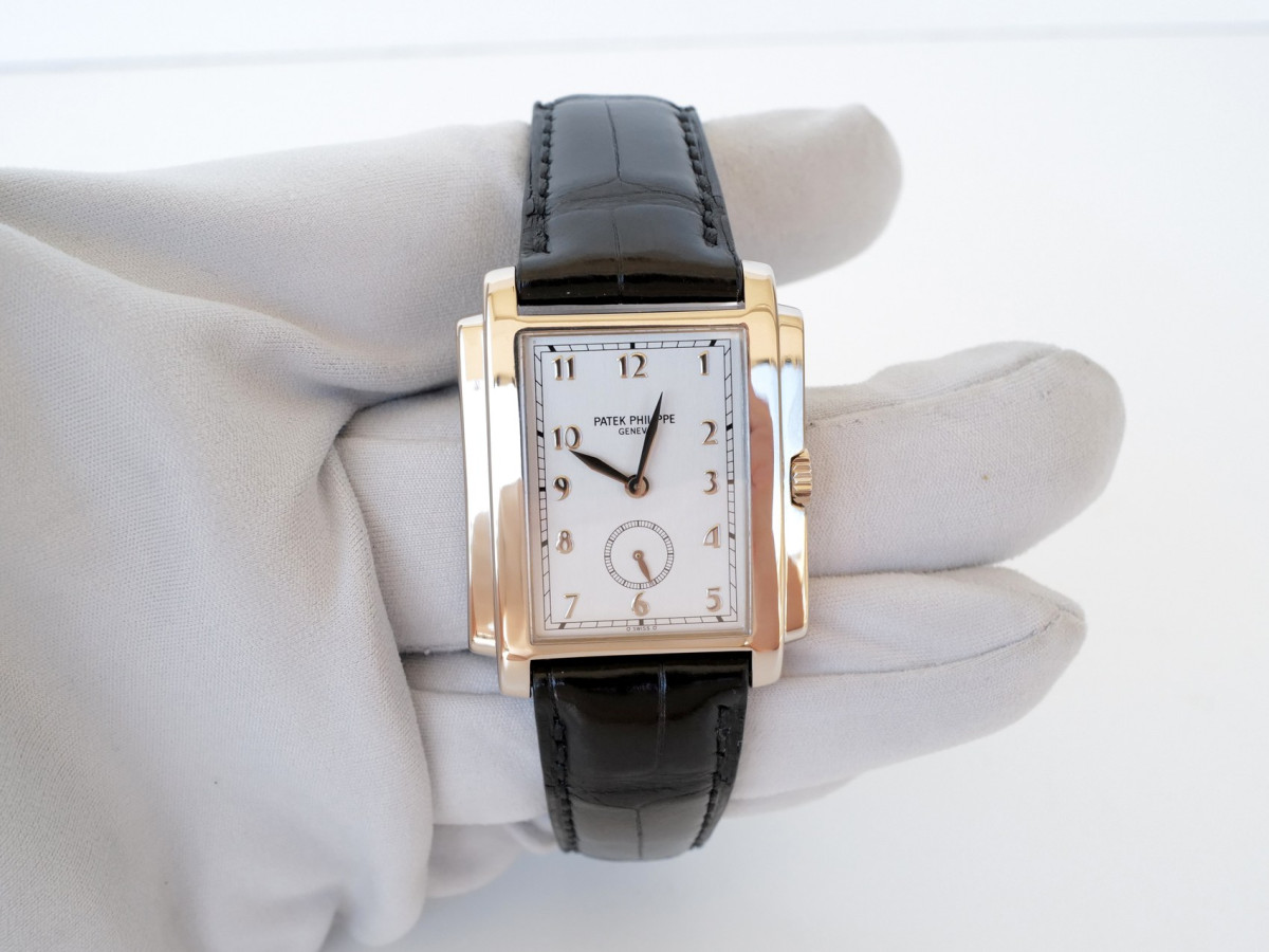 Швейцарские часы Patek Philippe Gondolo 18K White Gold Manual Wind Silver Dial