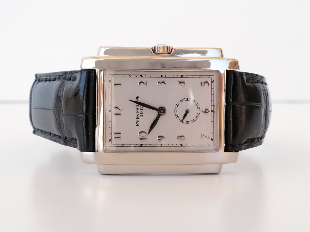 Швейцарские часы Patek Philippe Gondolo 18K White Gold Manual Wind Silver Dial